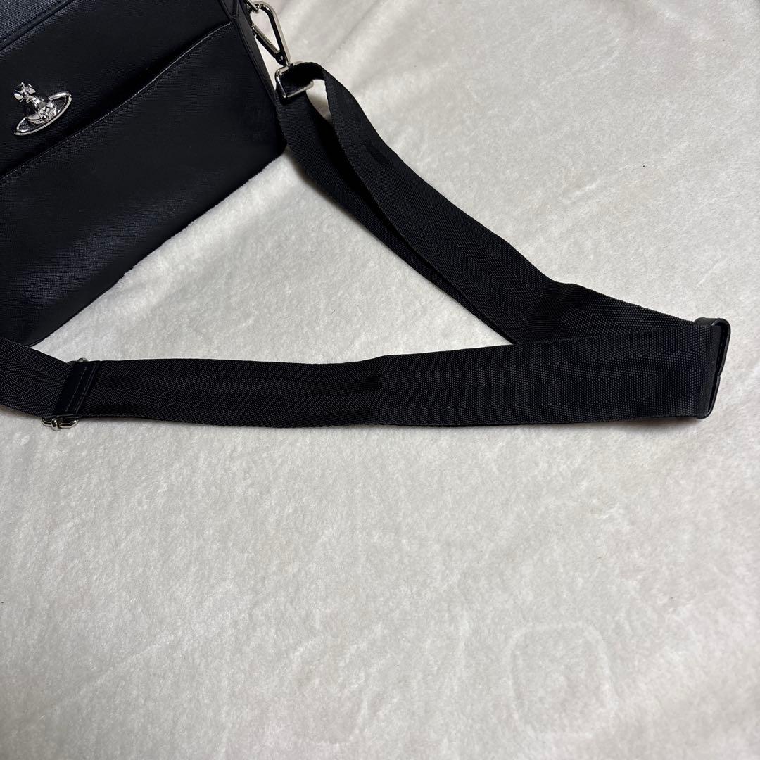 Vivienne Westwood ショルダーバッグ カメラバッグ　難あり