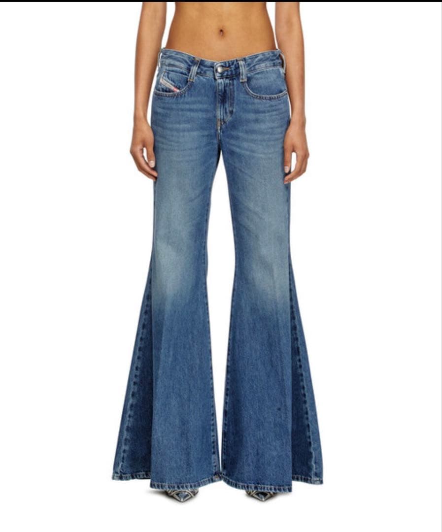 ウィメンズ デニムパンツ FLARE 1970 D-BLEESS