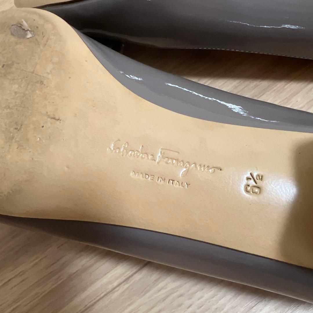 最終値引)FERRAGAMOパンプス