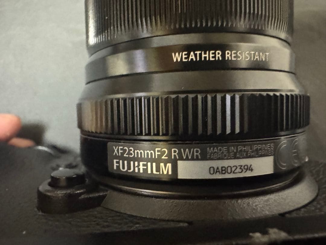 Fujifilm X-T2 ミラーレス一眼 (レンズ、ケース付き)