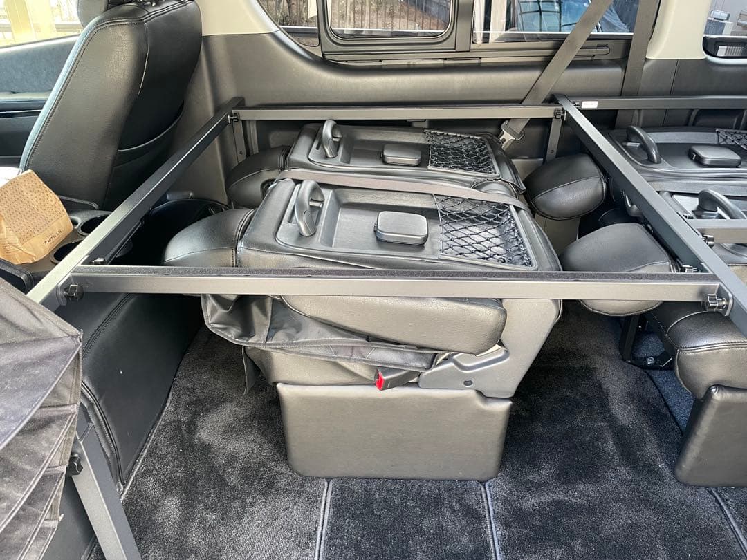 ハイエースワゴン ベッドキット