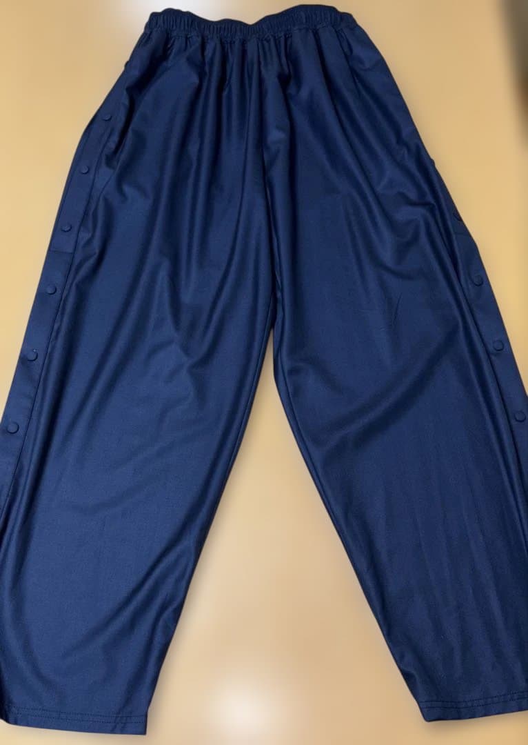 LOEWE(ロエベ)長ズボン ロングパンツ