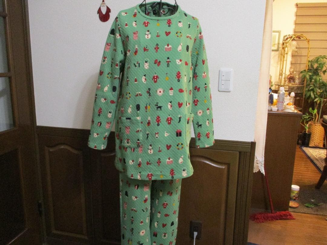 マタノアツコ　あったか厚地　パジャマ　クリスマス柄