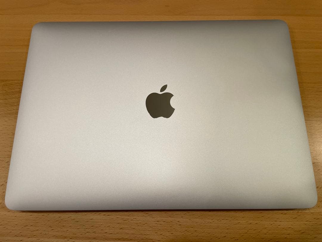 [最終値下げ]Apple MacBook Air 13インチ　マウス付き