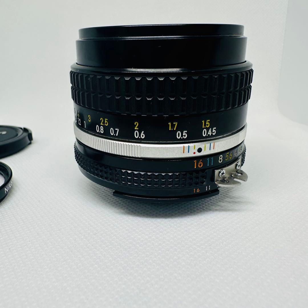 Nikon Nikkor 50mm f/1.4 単焦点レンズ