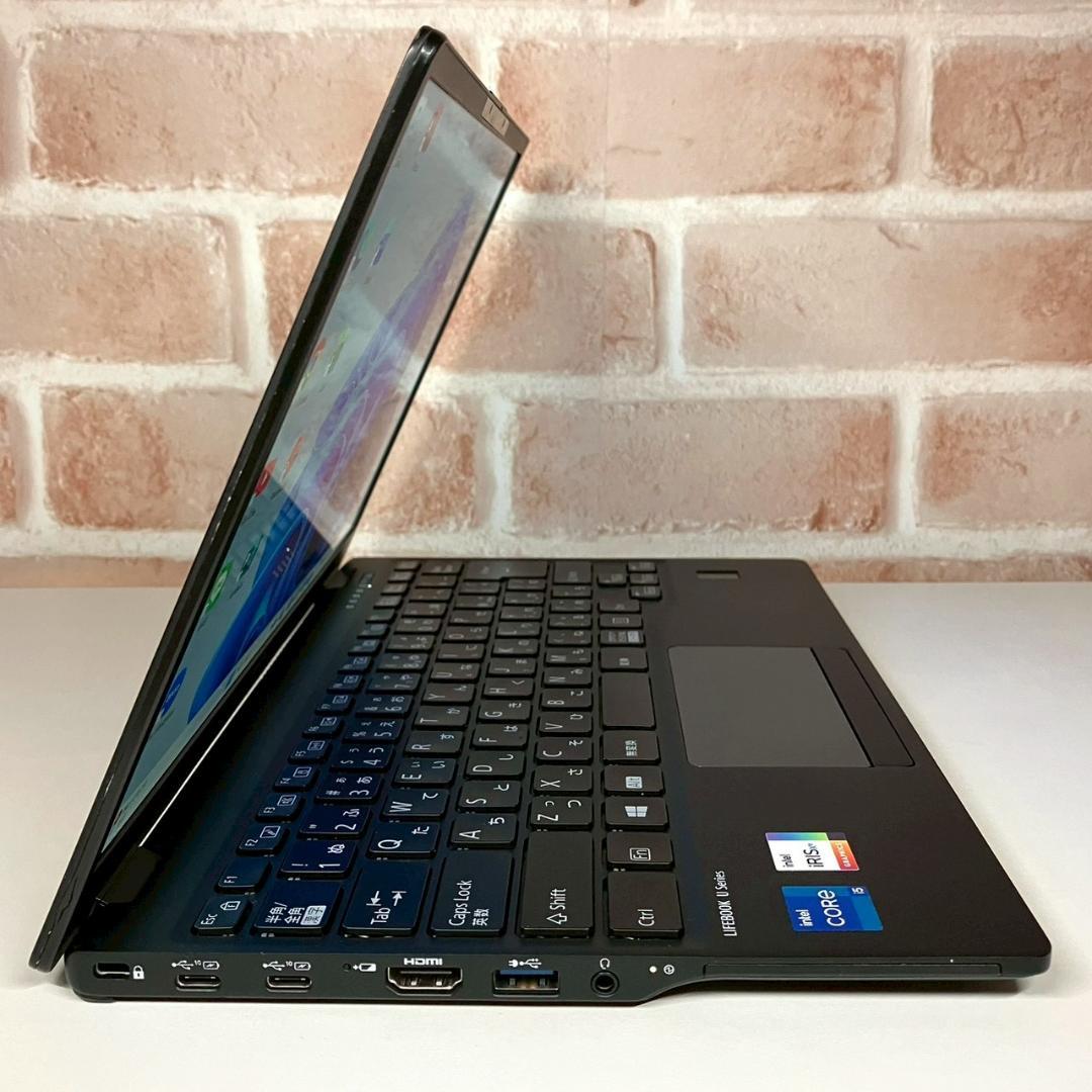 ★超軽量＆超薄型★ 2021年製 第11世代Corei5 富士通 465