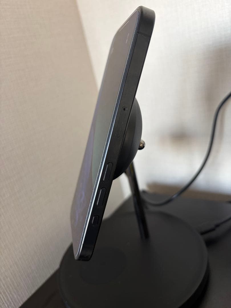 【価格見直し】iPhone 15 Pro 256GB ブラックチタニウム