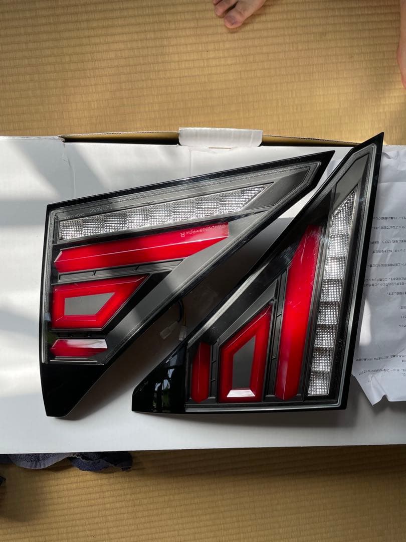 美品！アルファード20！ヴェルファイア！20系！テールランプ！シーケンシャル！