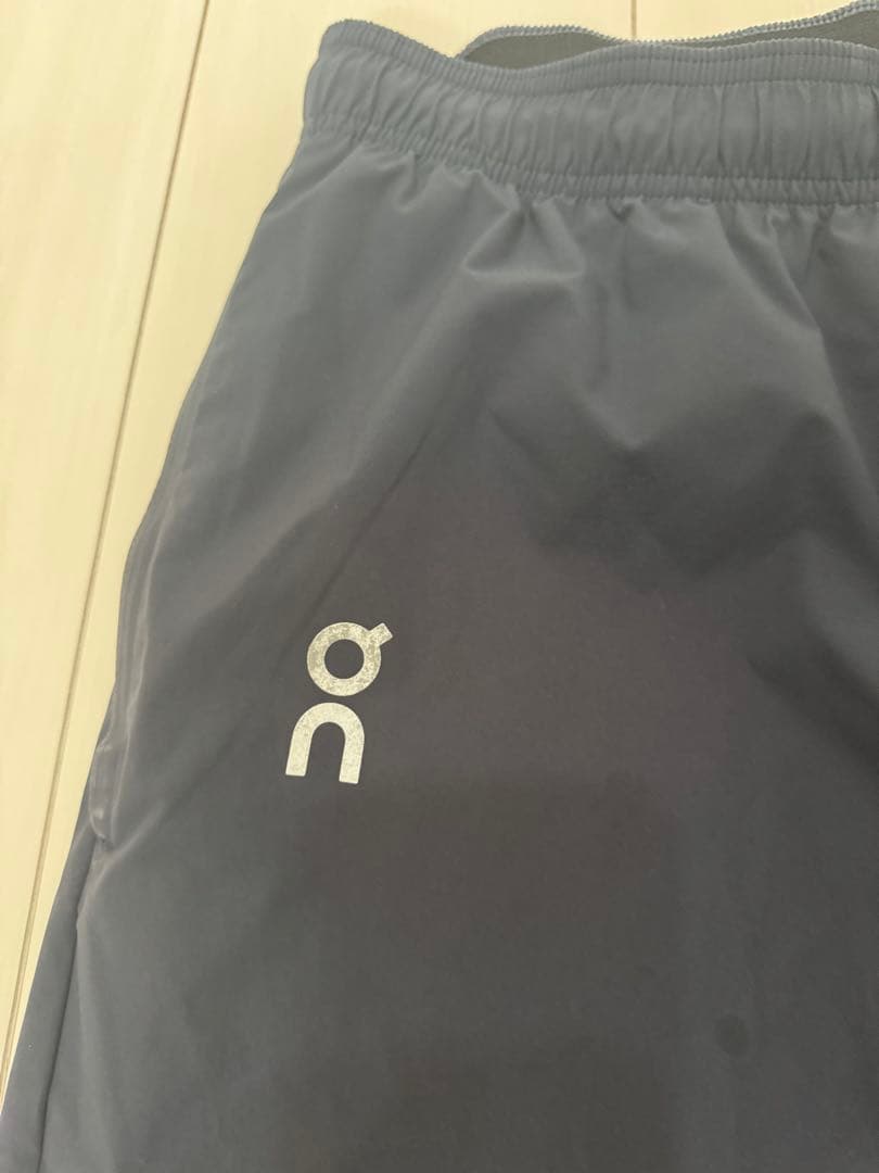 On Core Pants ネイビー
