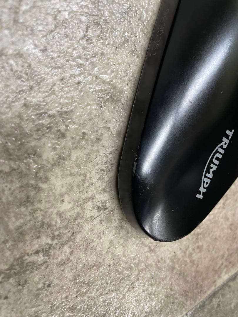 トライアンフ　ボンネビル　ミラー　左右セット