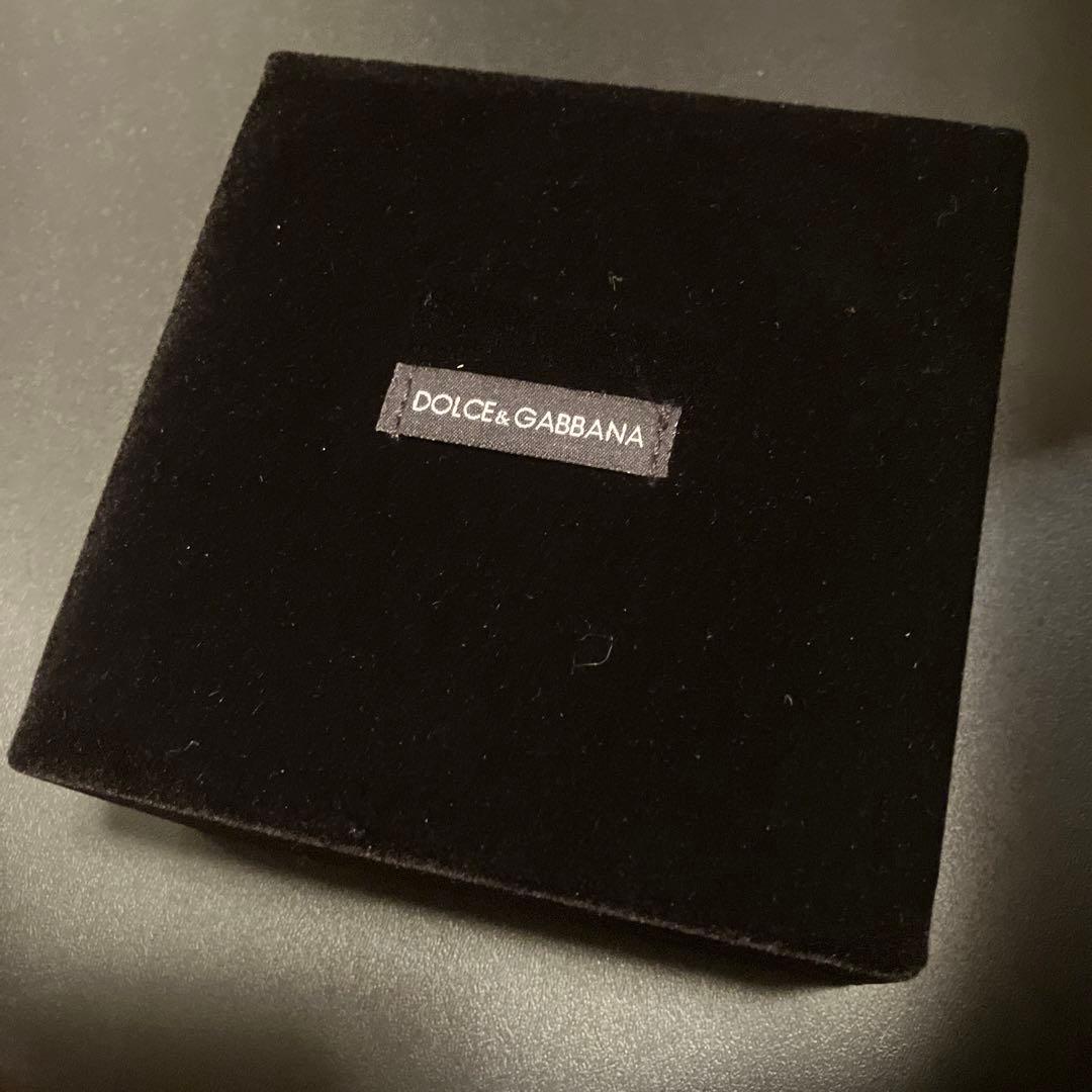 ドルチェアンドガッバーナ　ブローチ　ロゴ　ストーン　ゴールド