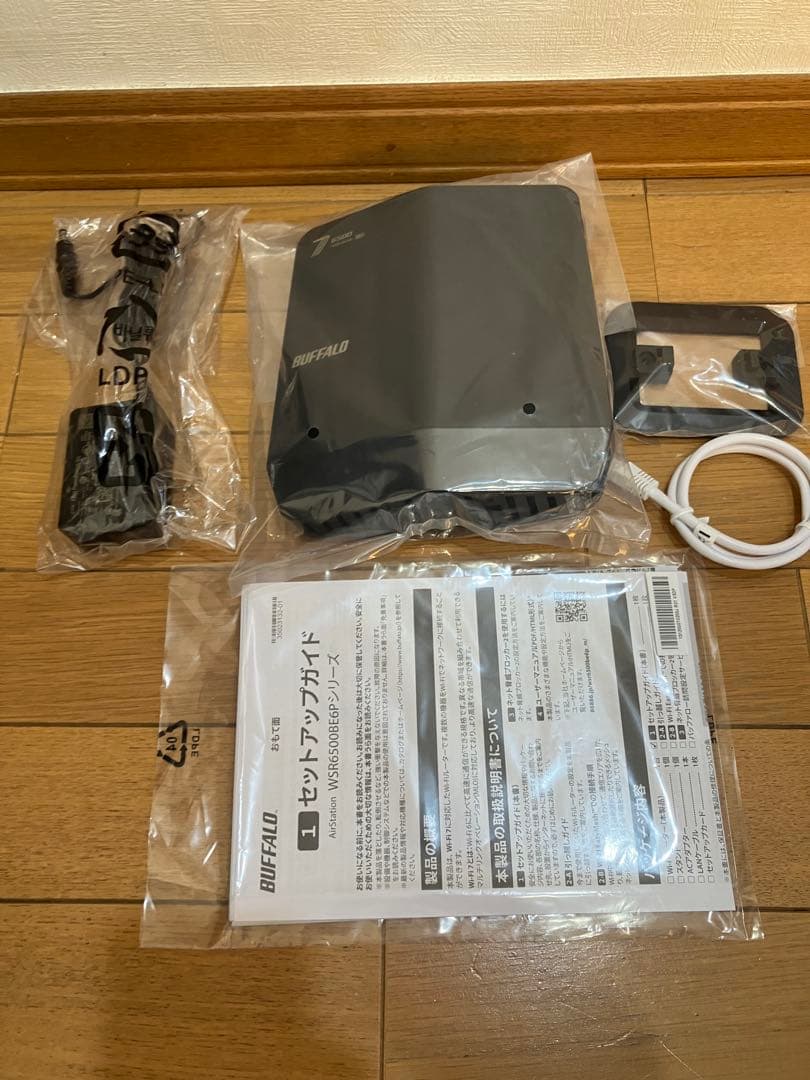 未使用品　BUFFALO WSR6500BE6P 無線LANルーター
