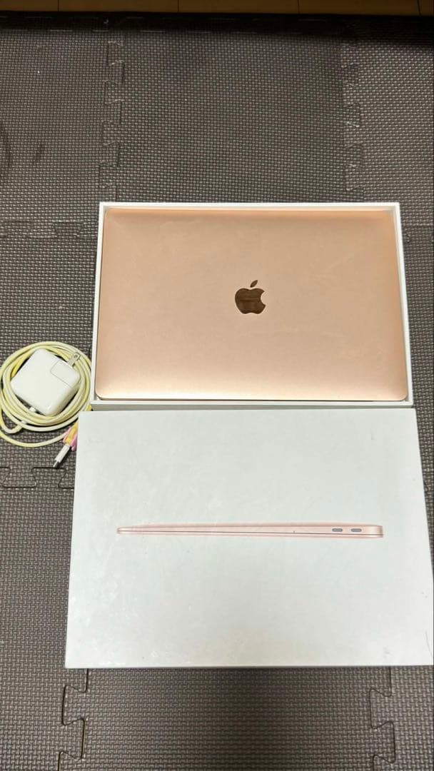 MacBook Air i5 16GB 512GB 8コアGPU US配列