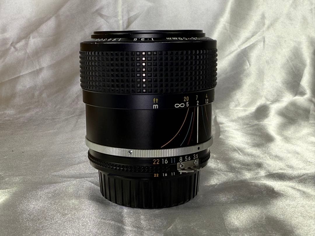 ニコン Zoom Nikkor Ai-S 28-50mm F3.5