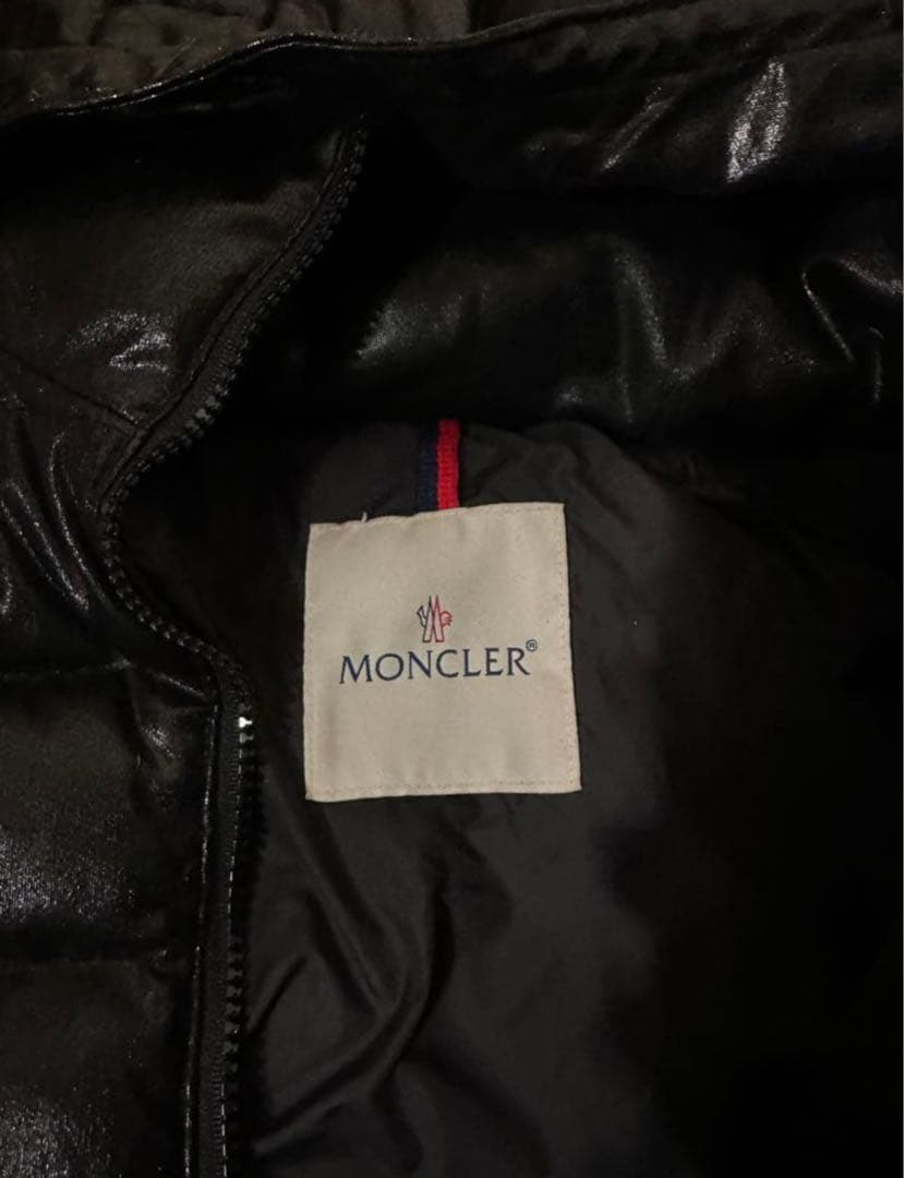 ☆即購入可☆MONCLER ブラック ダウンジャケット