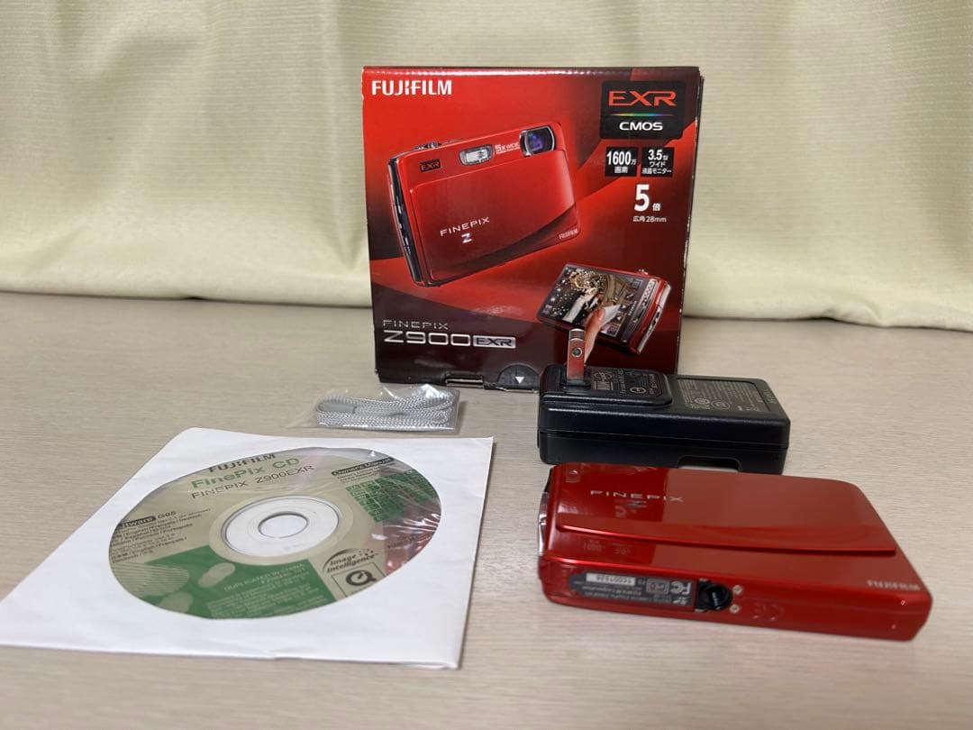 富士フィルム　FUJIFILM　デジタルカメラ　FinePix　Z900EXR