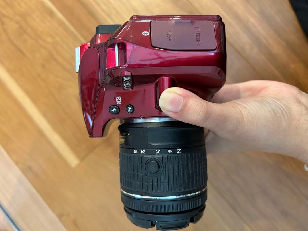 【送料込み】Nikon 一眼レフカメラ D3400 ダブルズームキット レッド