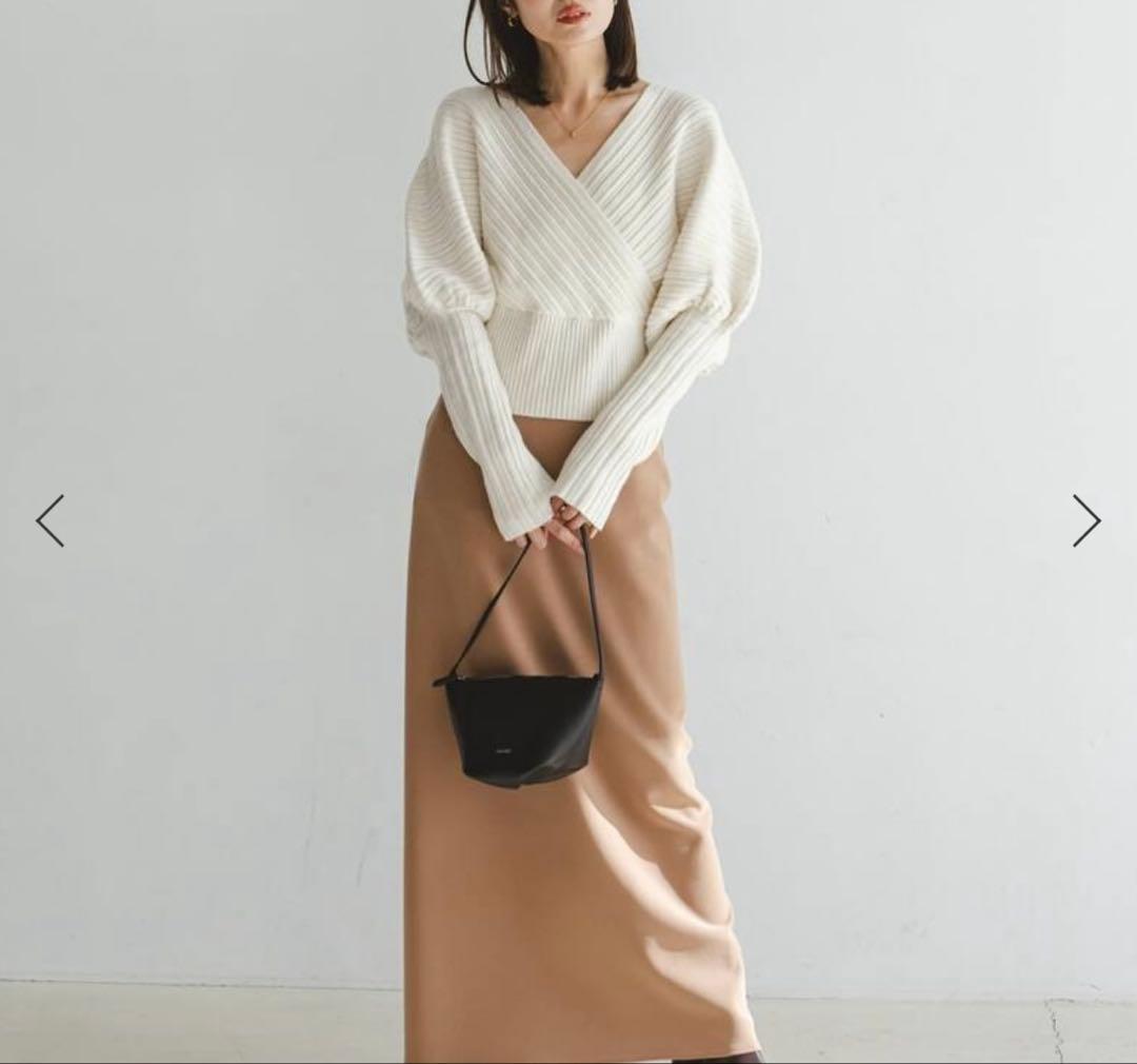 NOBLEカシュクールランダムリブニットプルオーバー ホワイト