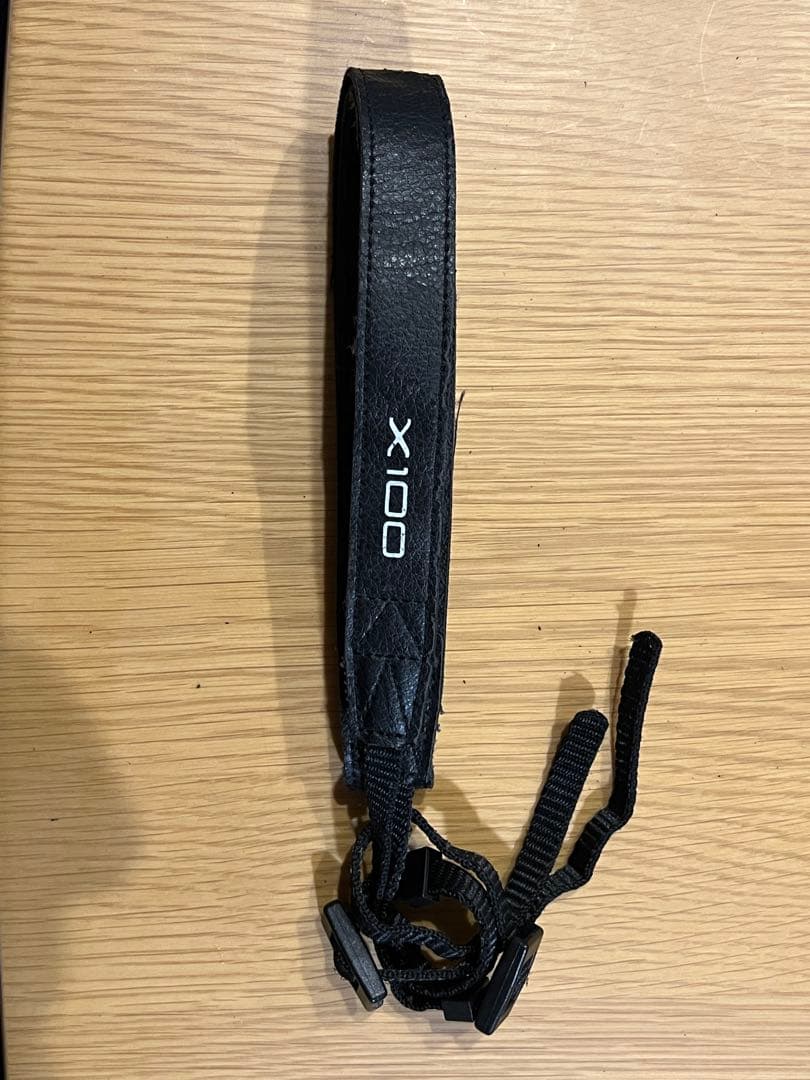 Fujifilm X100 シルバー 本体