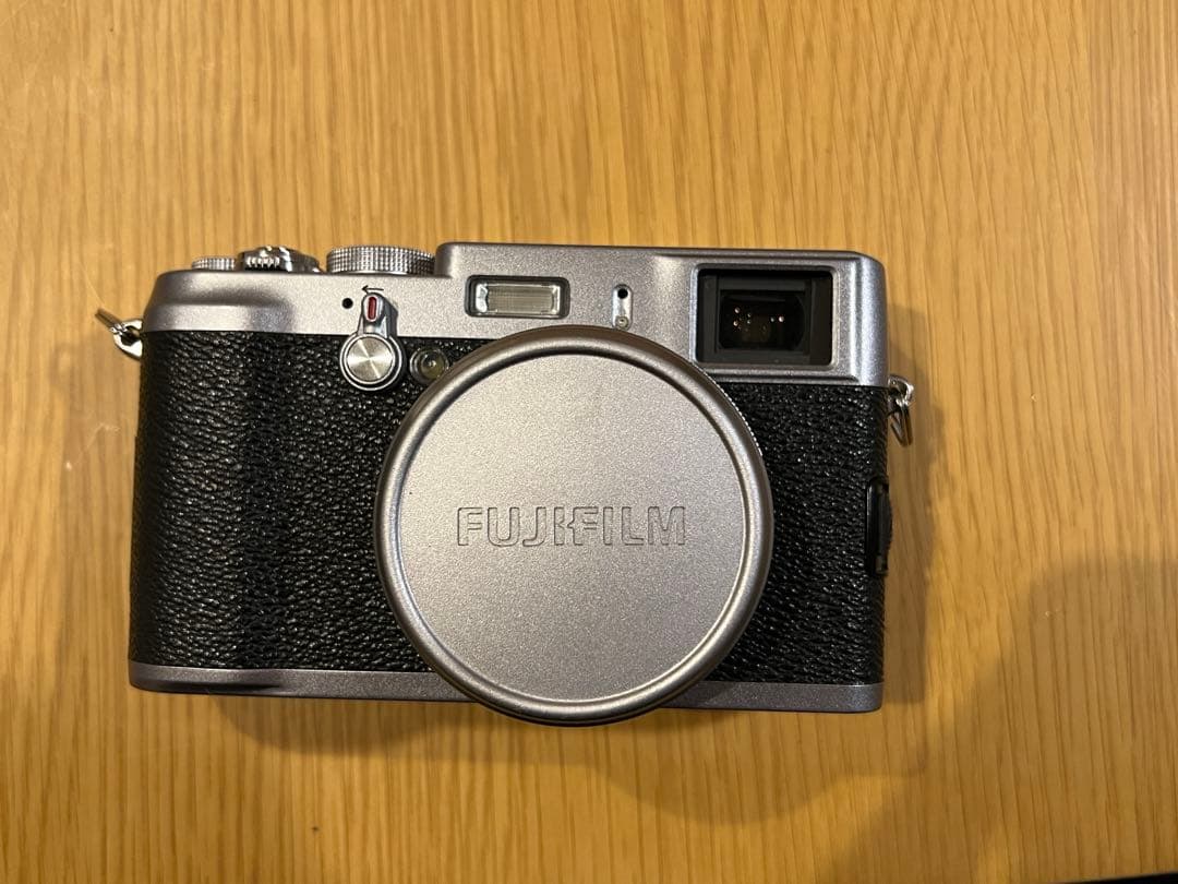 Fujifilm X100 シルバー 本体