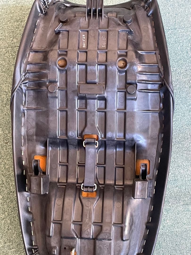 バイクシート cb1300sc54