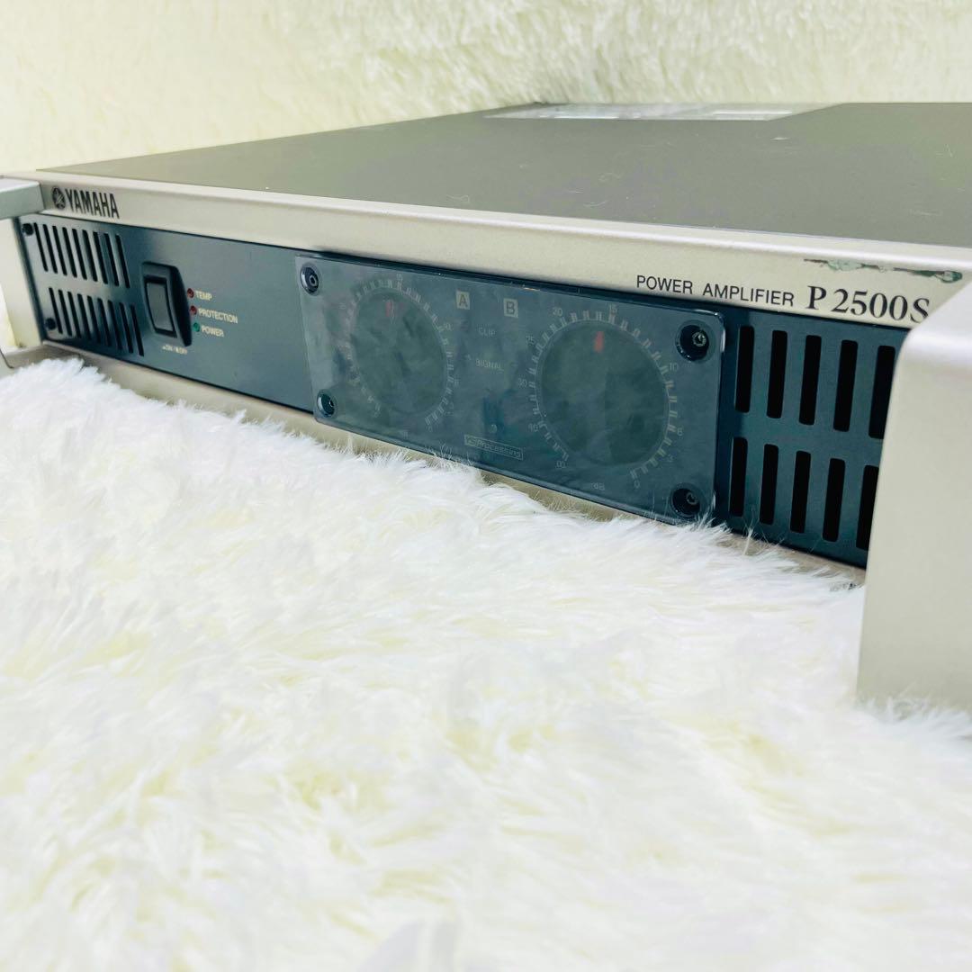 動作品　YAMAHA 業務用　パワーアンプ　P2500S ヤマハ PA機器