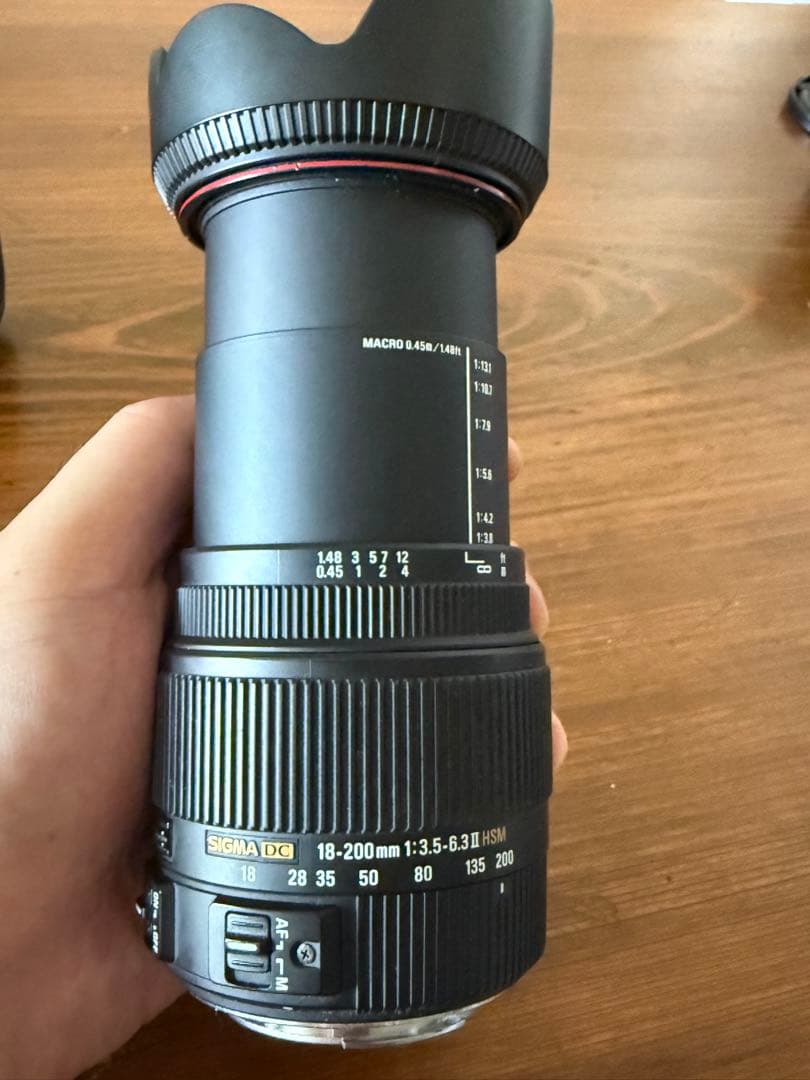 Canon EOS kiss X6i デジタル一眼レフ Sigmaレンズ付き