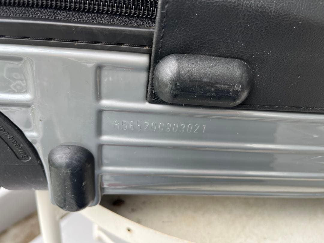 RIMOWA 国内機持ち込み可ケース