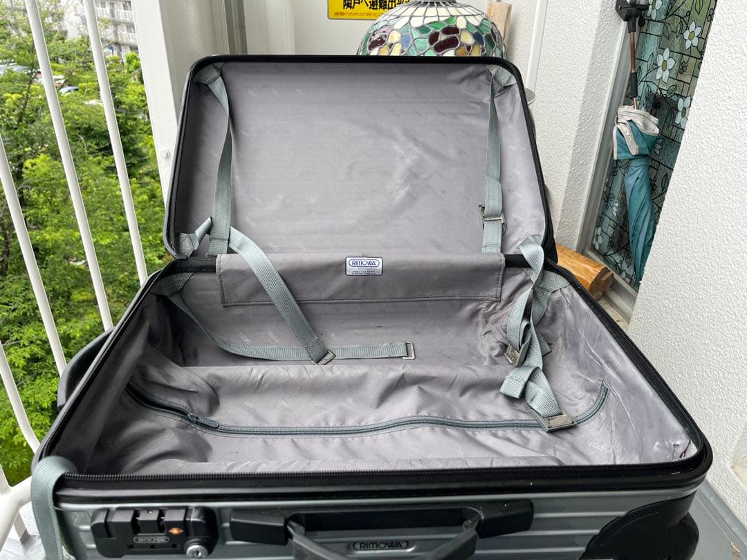 RIMOWA 国内機持ち込み可ケース