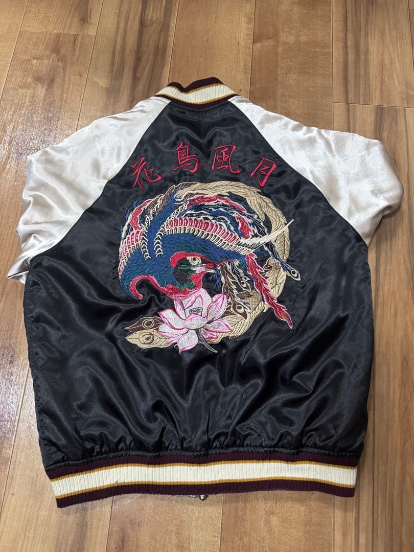 刺繍入りサテン スカジャン 黒/白