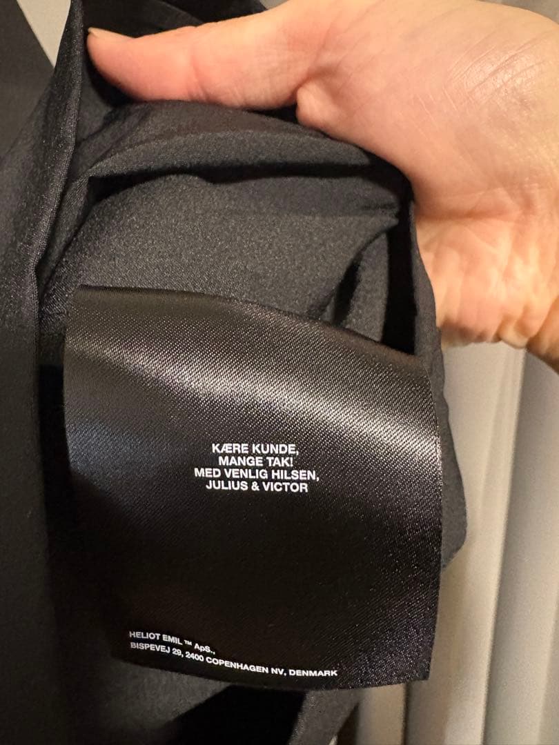 HELIOT EMIL ブラック Insterno シャツ