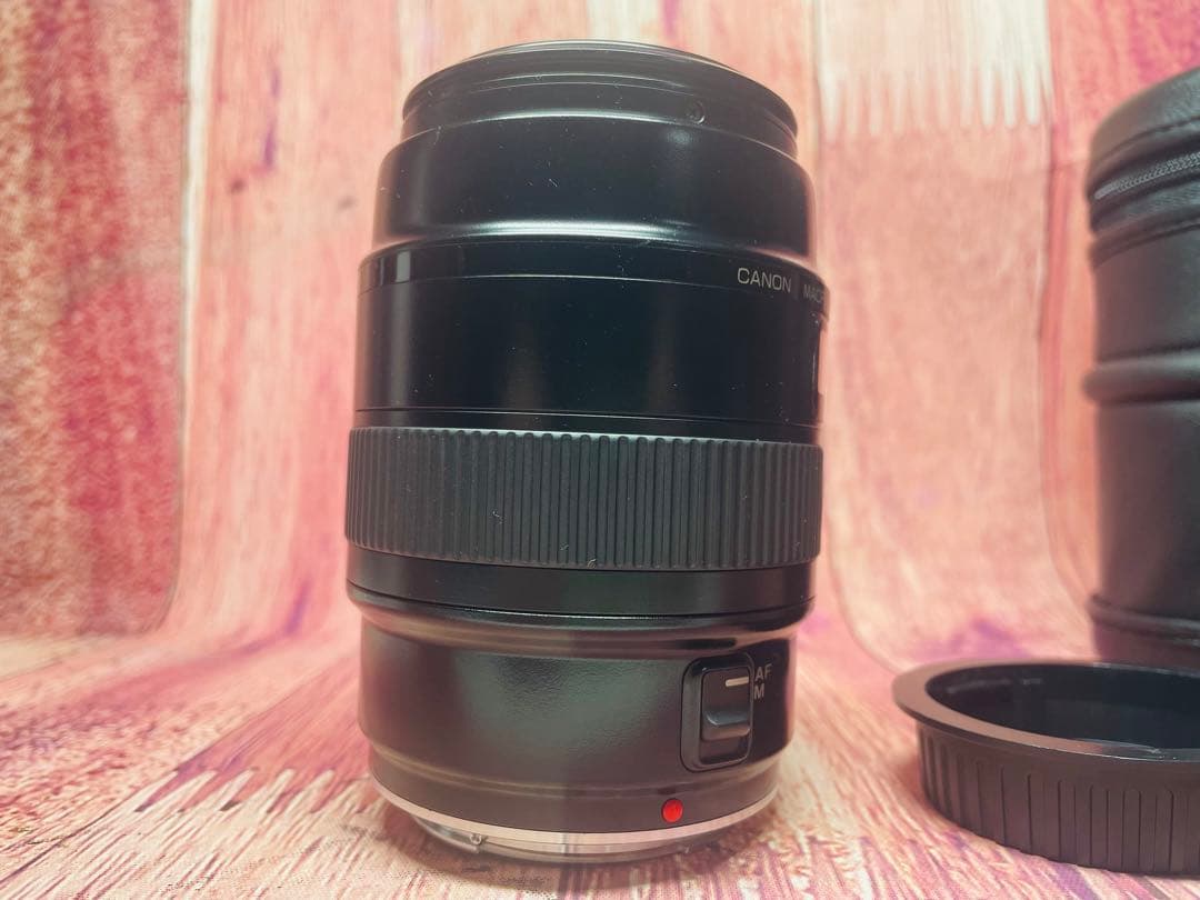 ケース付き Canon 100mm MACRO 1:2.8