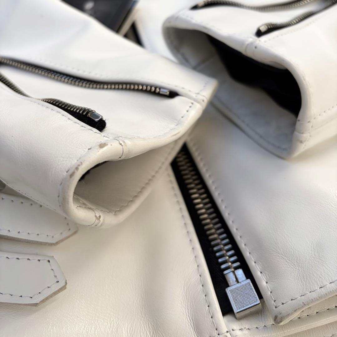 極美品 ルイスレザー ライトニング ホワイト ホースハイド タイトフィット36