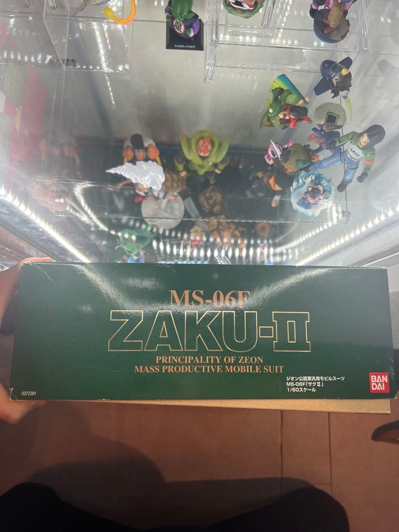 MS-06F ZAKU-II パーフェクトグレード　PG