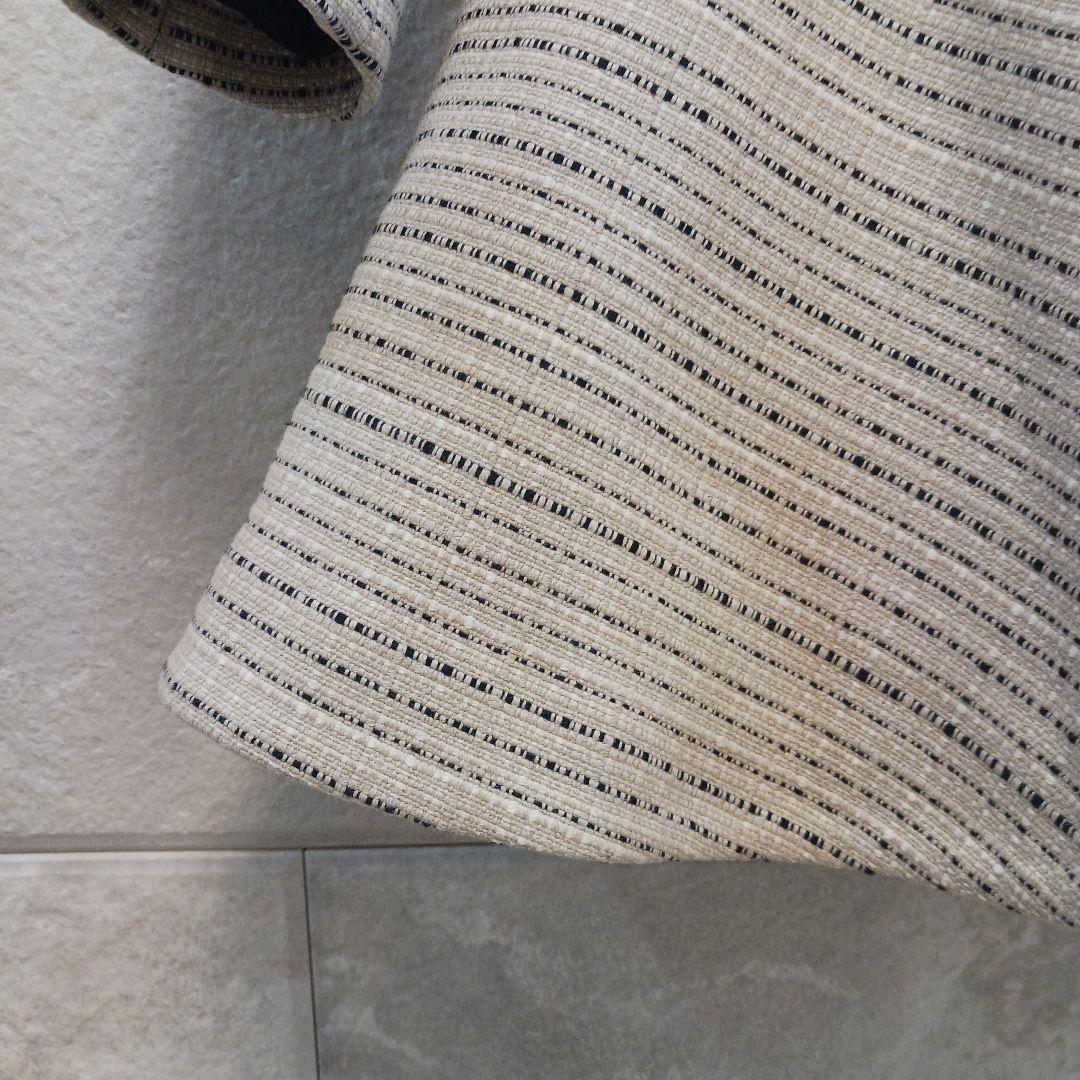 【未使用に近い】クリスチャンディオール ベージュペプラムコート 140