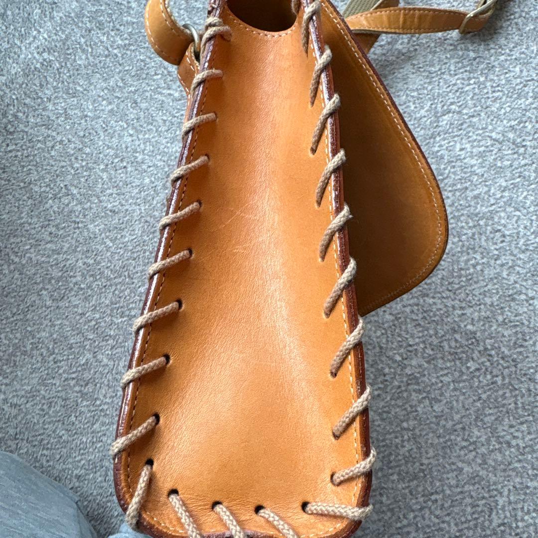 【アルバローザ　ALBA ROSA】本革　ショルダーバッグ