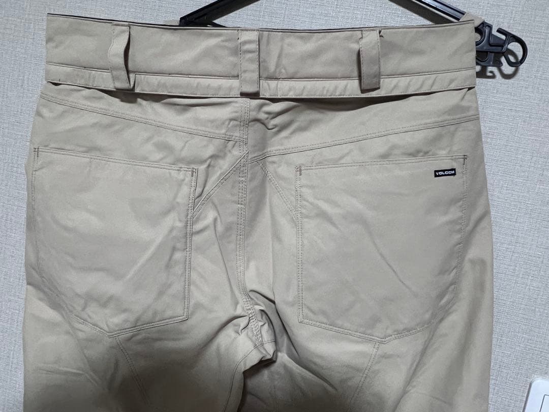 ボルコム　スノーボードパンツ　ジップテック　サイズＭ　G1352416