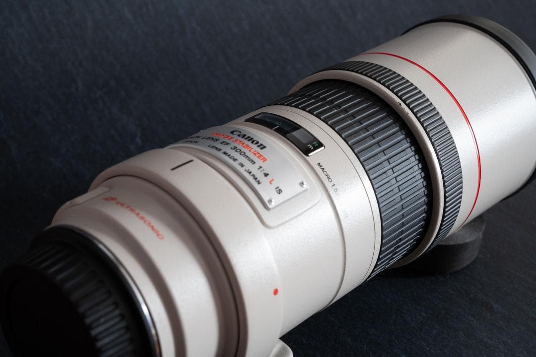 【美品】EF300mm F4L IS USM
