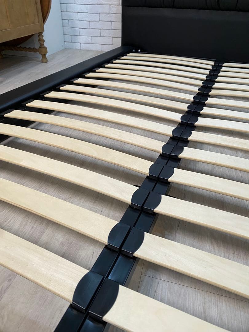 【東京都内23区配送無料】美品　ニトリ　ダブルベット　床置き　ブラック　フレーム