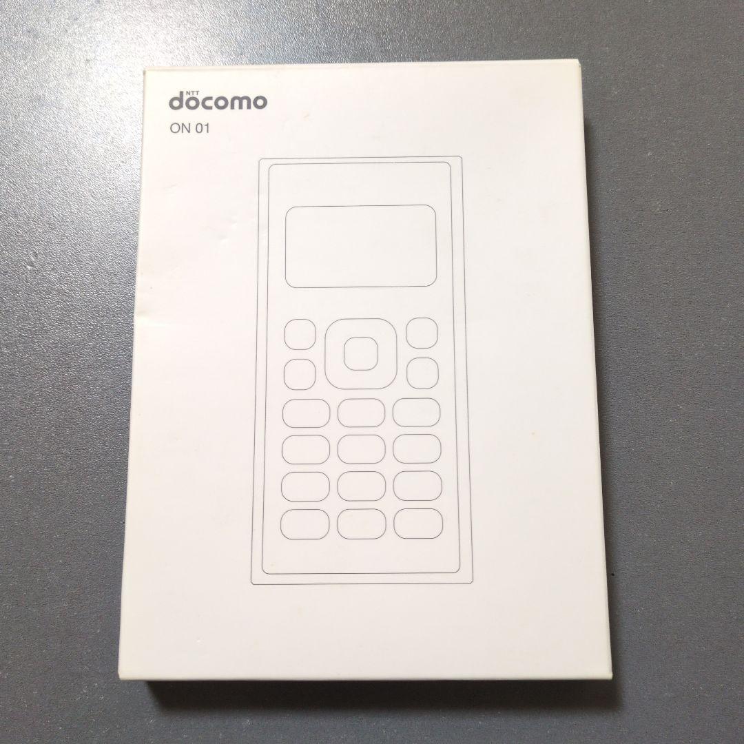docomo ホワイト ワンナンバーフォン ON 01 携帯電話本体