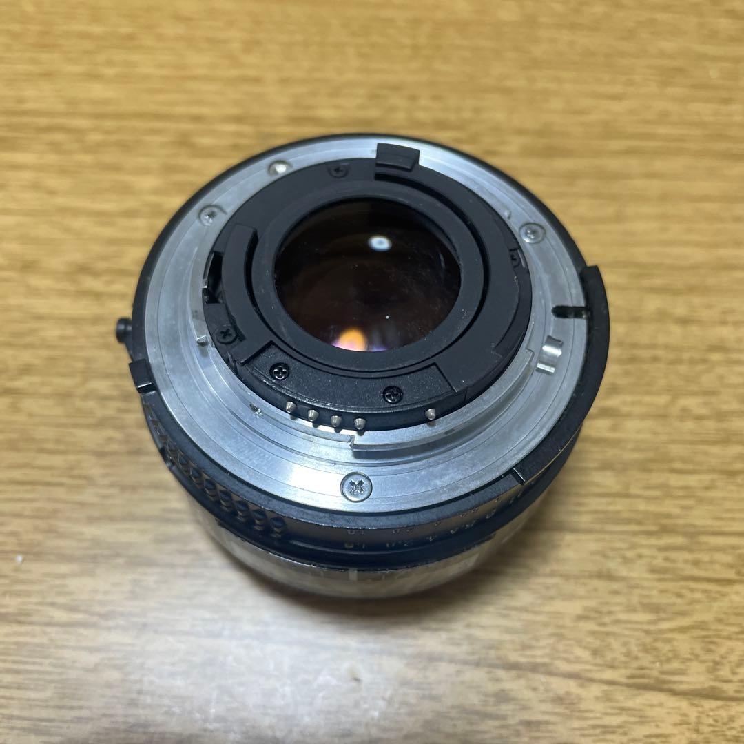 Nikon AF Nikkor 50mm f/1.8d レンズ