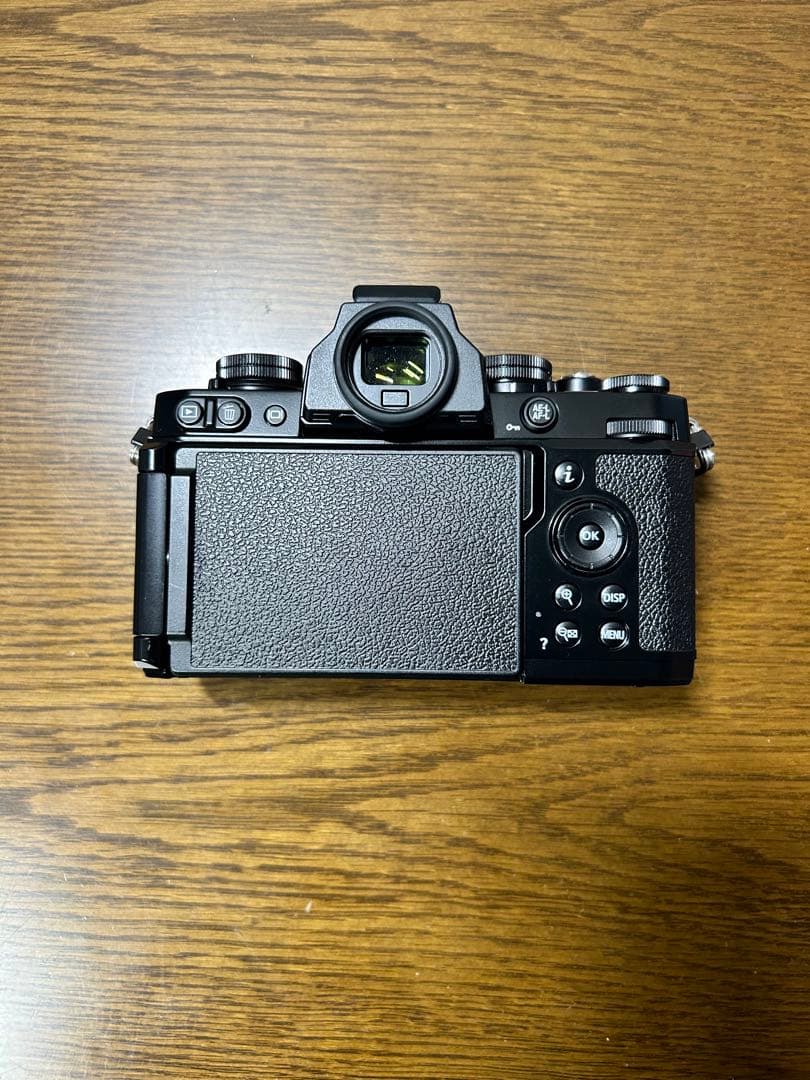 Nikon Z fcブラック ミラーレス一眼 本体