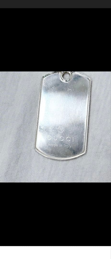 GUCCIシルバードッグタグネックレス