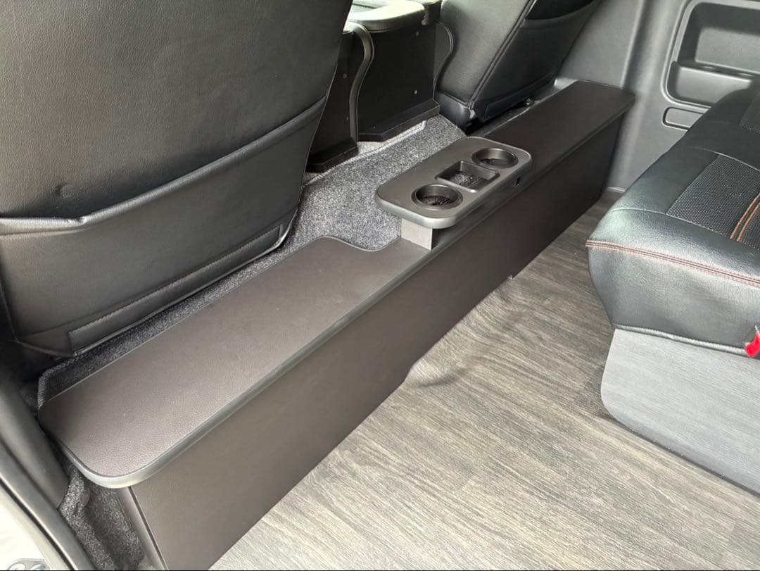 ハイエースワイド200系 flex オリジナル　セカンドテーブル