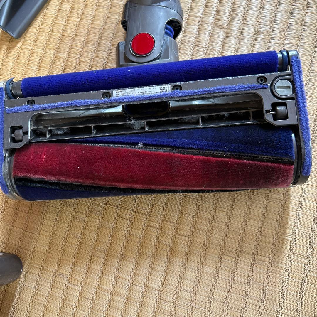 dyson v8 slim fluffy コードレス掃除機　ダイソンス動作保証