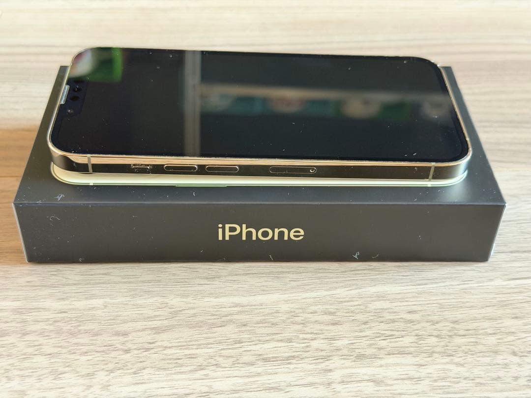 Apple iPhone 13 Pro ゴールド　SIMフリー　本体