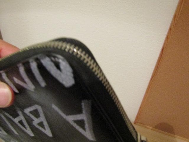 BALENCIAGA バレンシアガ グラフィティ ラウンドファスナー長財布 保証