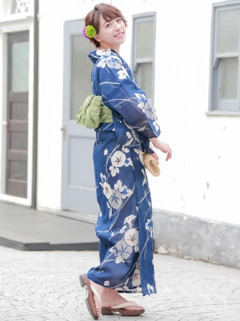 【新品】ボヌールセゾン SOUBIEN 浴衣３点セット 浴衣 帯 下駄 朝顔