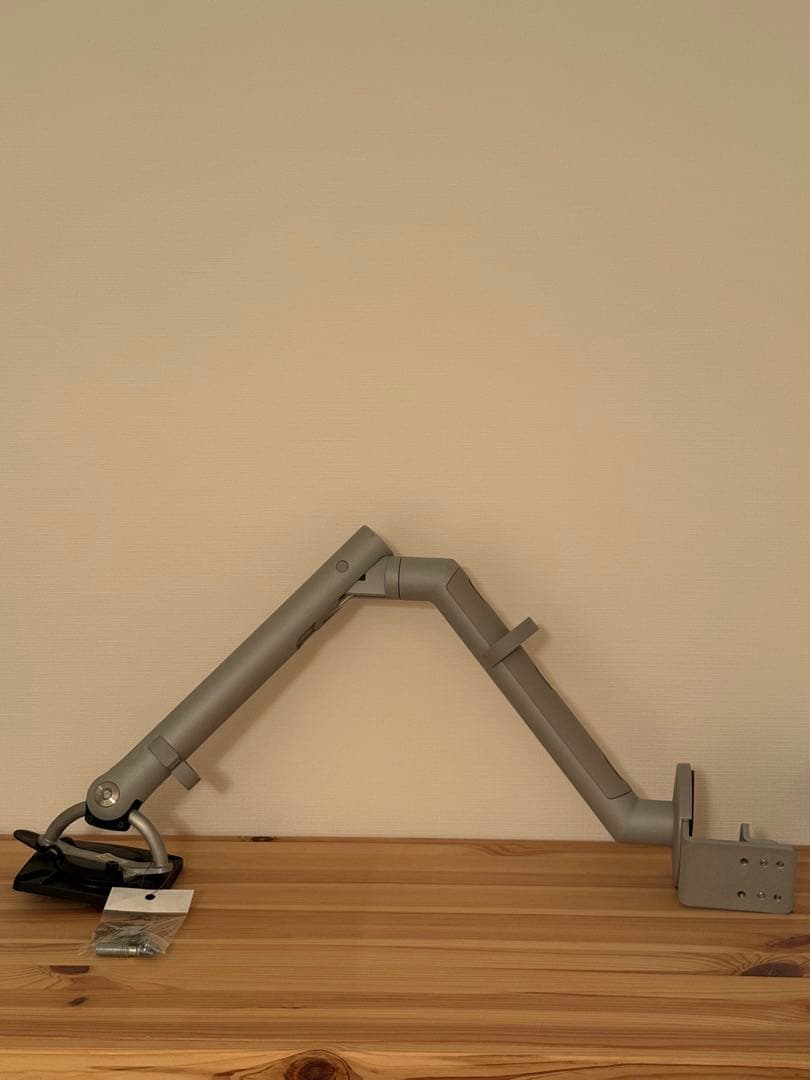 【美品】Herman Miller ハーマンミラー CBS Flo シルバー