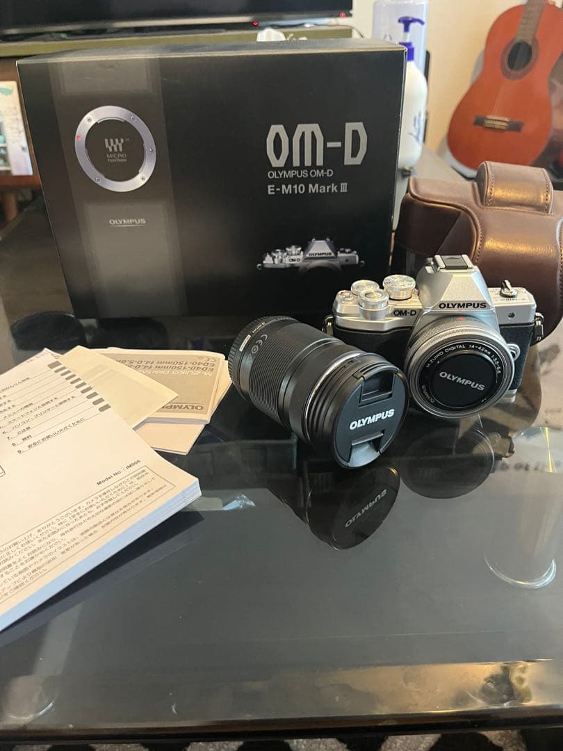 オリンパス　OM-D E-M10 Mark III ダブルズームキット